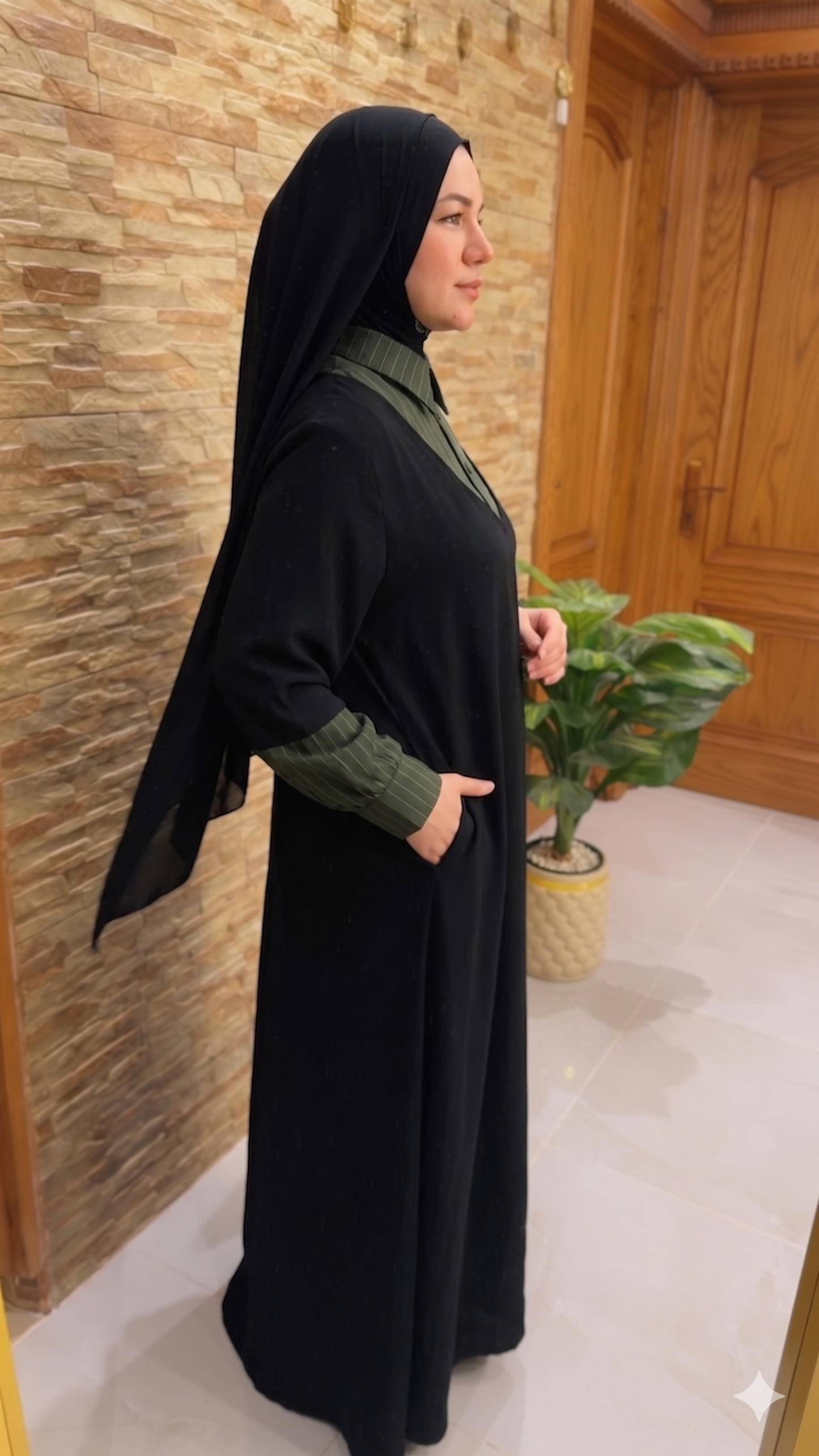 Wakar Dress | Elegant Modest Black Maxi